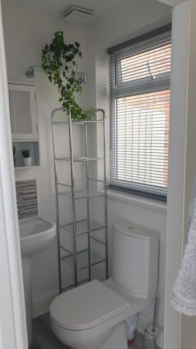Near Liverpool Double Bedroom Hideaway Wirral Kültér fotó