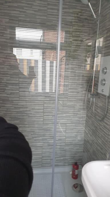 Near Liverpool Double Bedroom Hideaway Wirral Kültér fotó